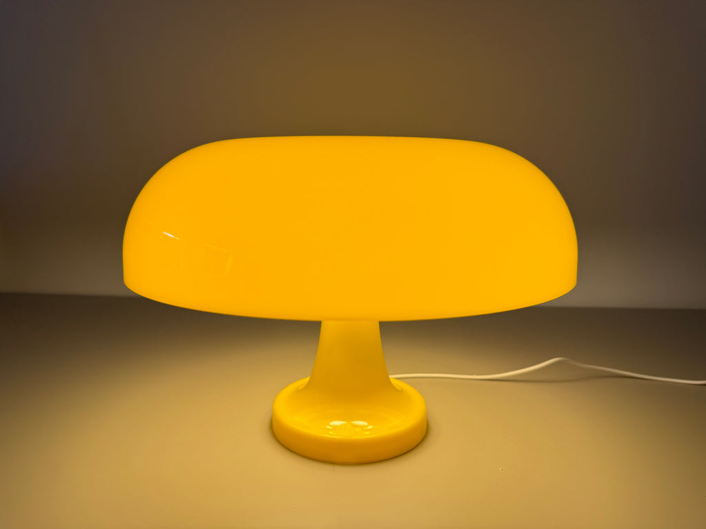 Sunny Shroom – Die gelbe Pilzlampe mit Retro-Vibe