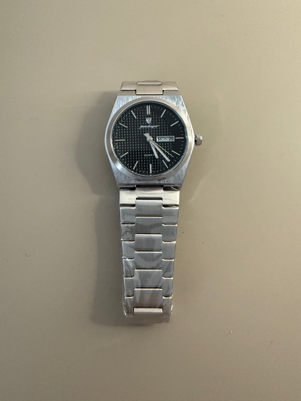 Poedagar – Herrenarmbanduhr