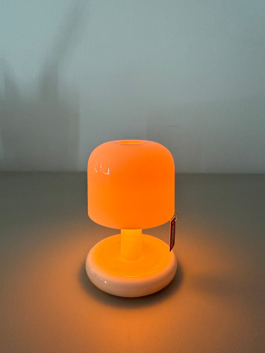 Bunte Mini-Tischlampe „Happy Glow“