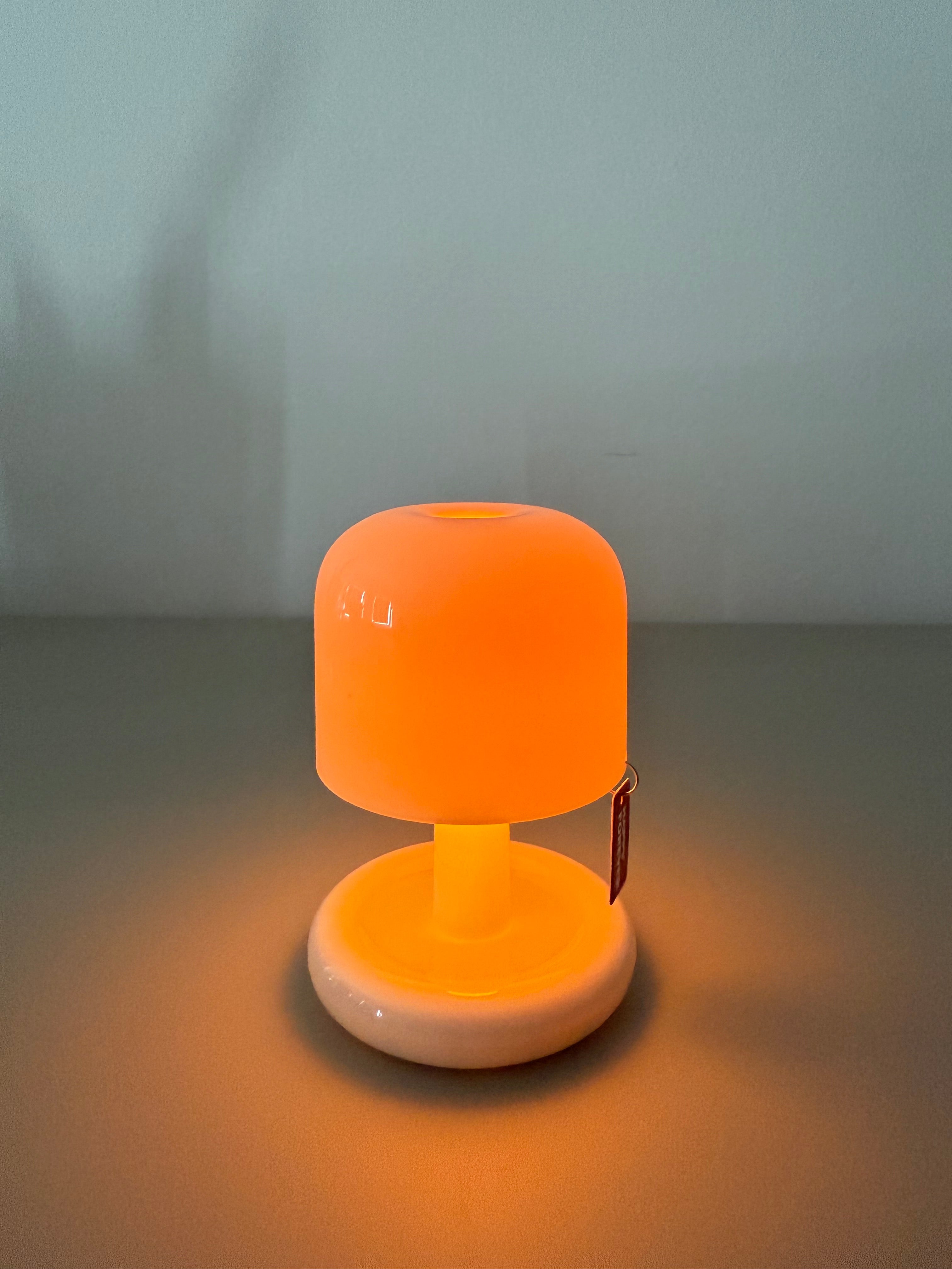 Bunte Mini-Tischlampe „Happy Glow“