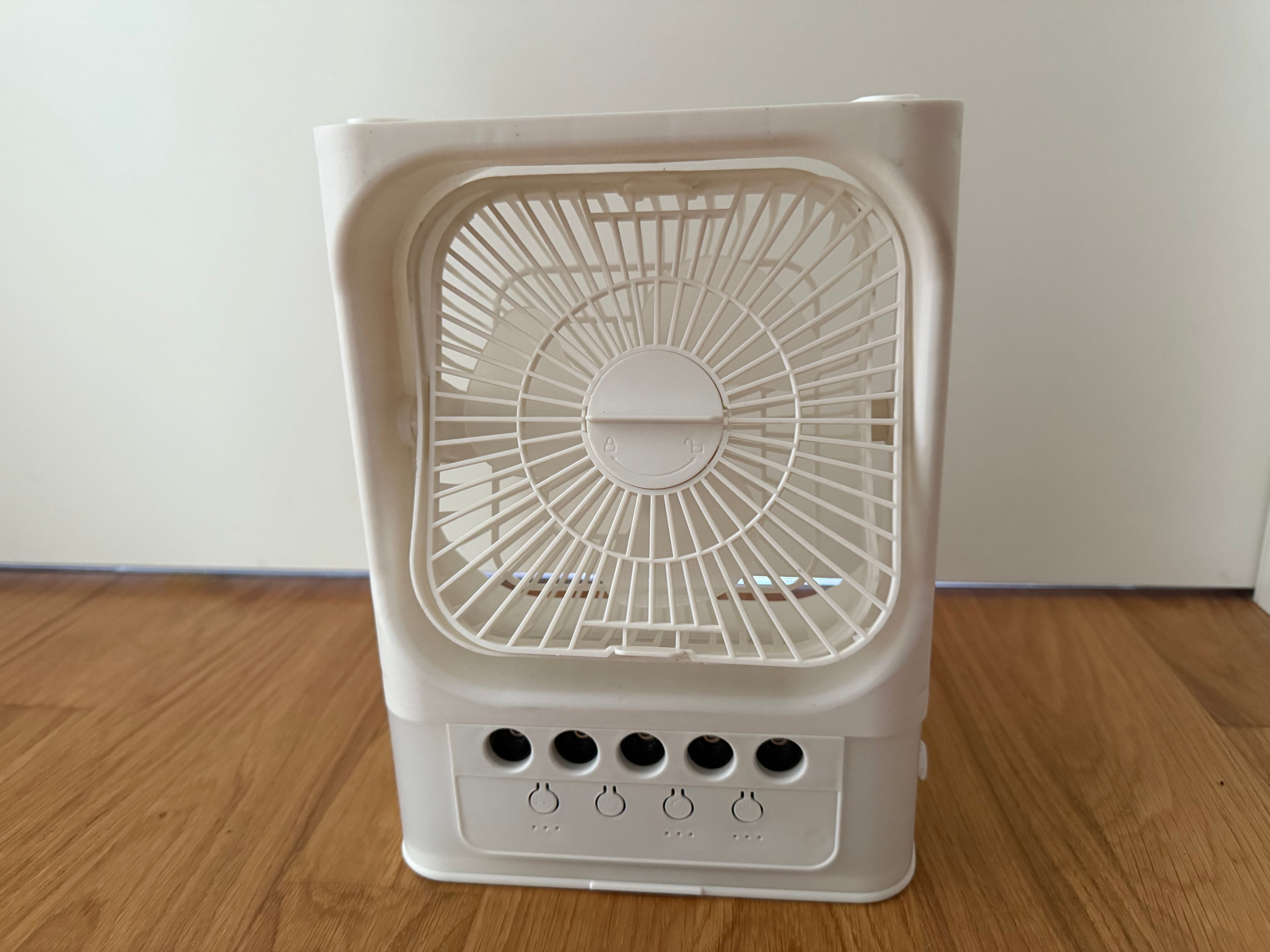 Mobiler Luftkühler - neu & kompakt, mit Wassertank & Ventilator