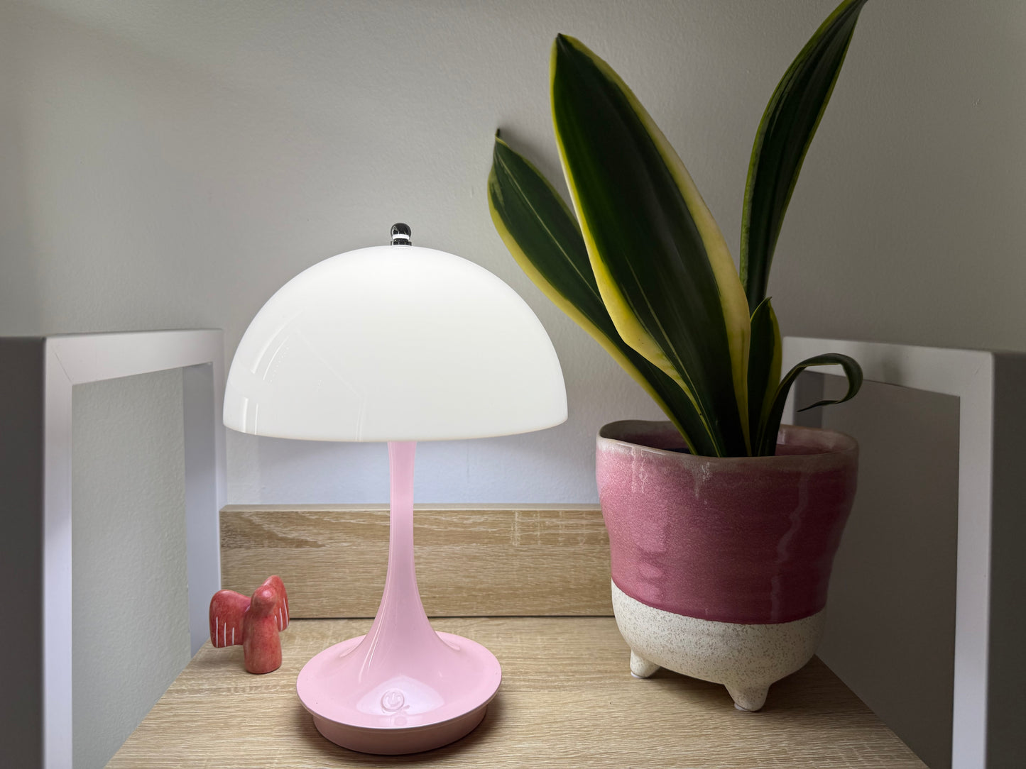 Pink Sunmush Akku-Pilzlampe – kabellos, dimmbar, stylisch