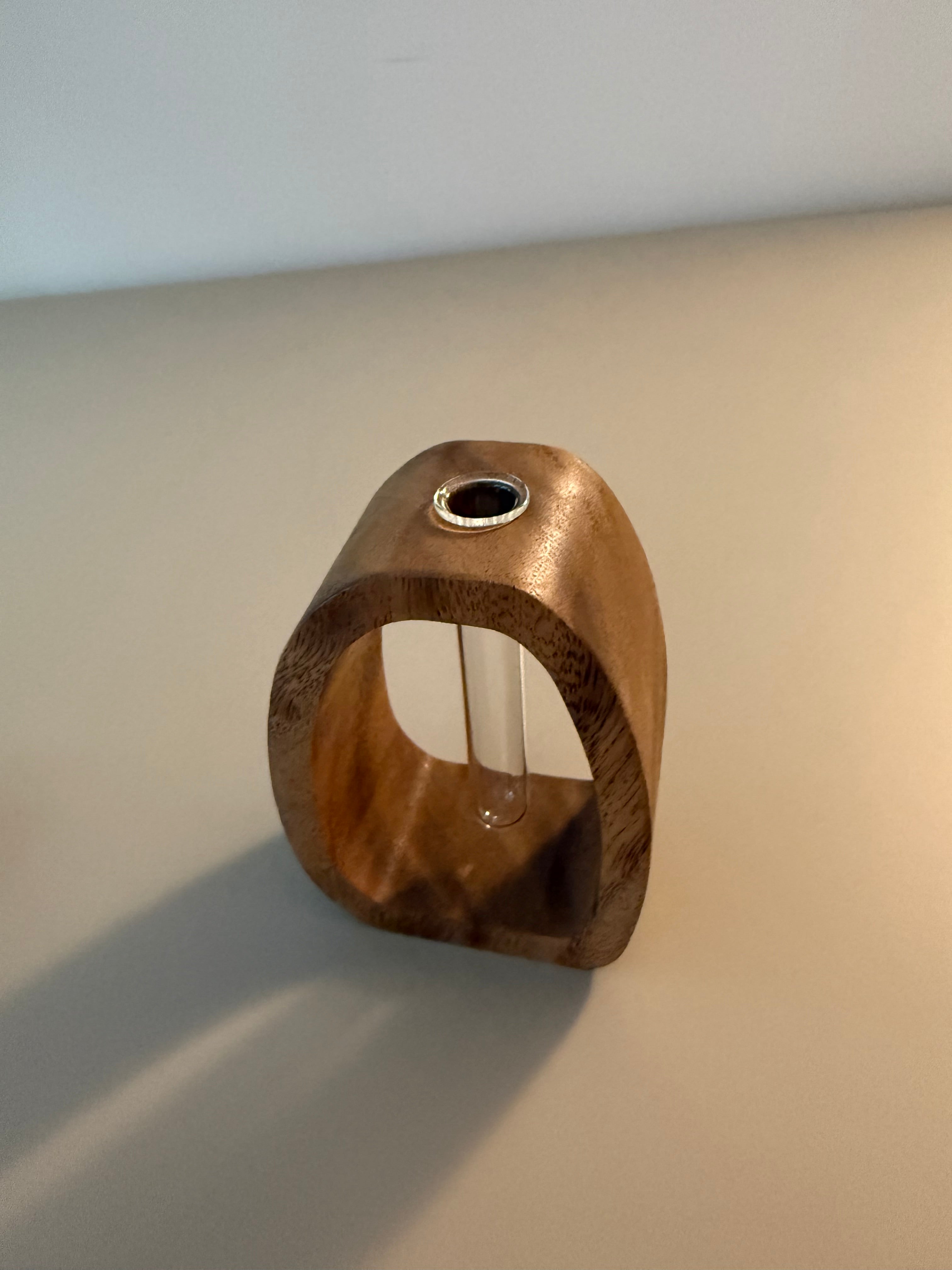 Limitierte Timber Glow Holz-Dekovase - natürlich im Sommer