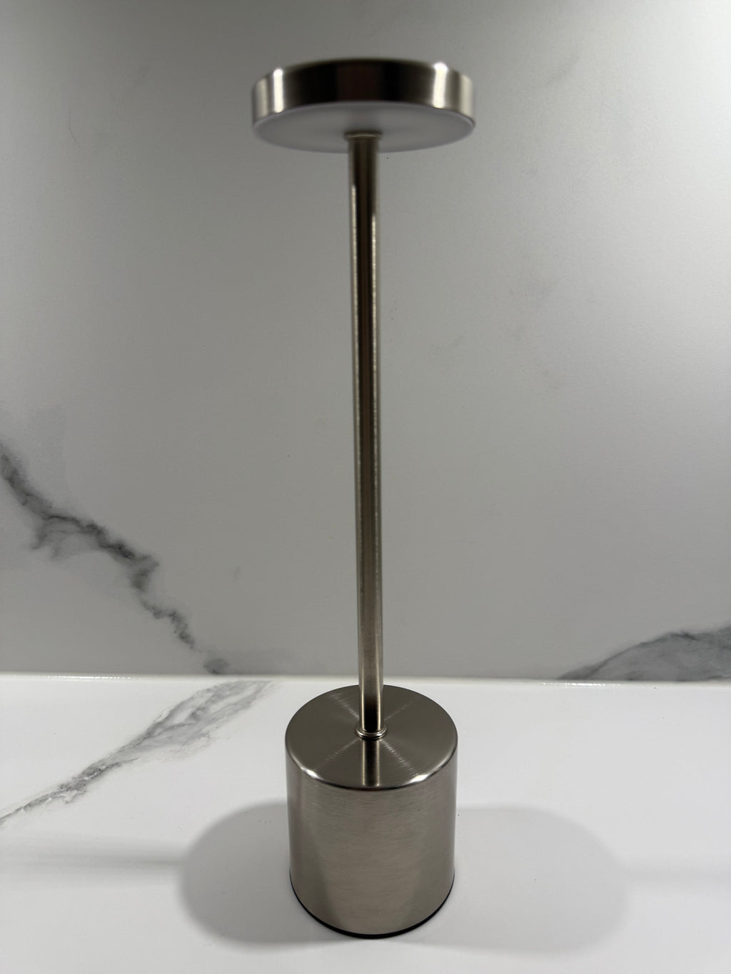 Aurora Silver Touch - Moderne LED Tischlampe in Silber