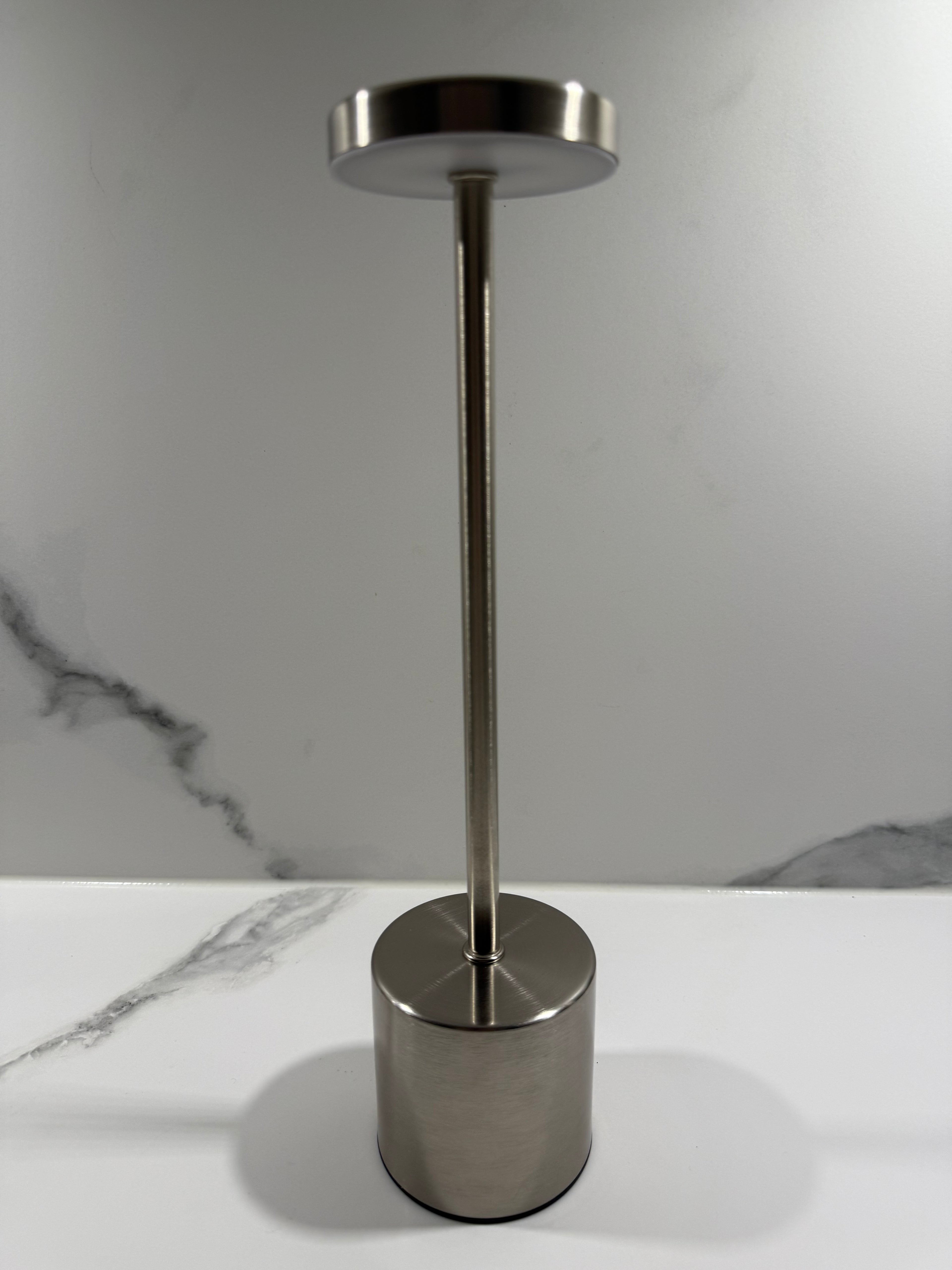 Aurora Silver Touch - Moderne LED Tischlampe in Silber