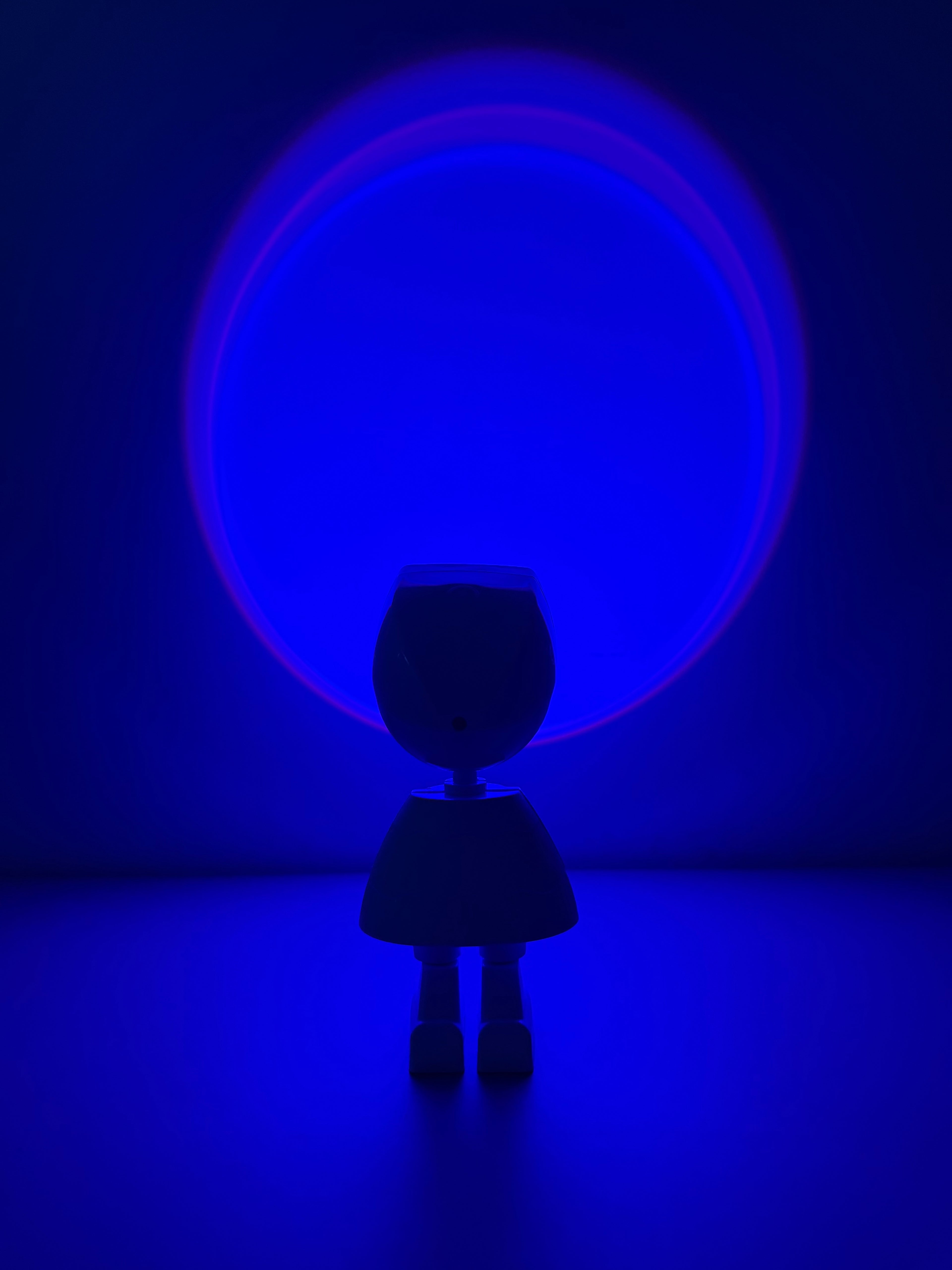 Coole Actionfigur mit Sunset-LED - Nachtlicht & Spielzeug