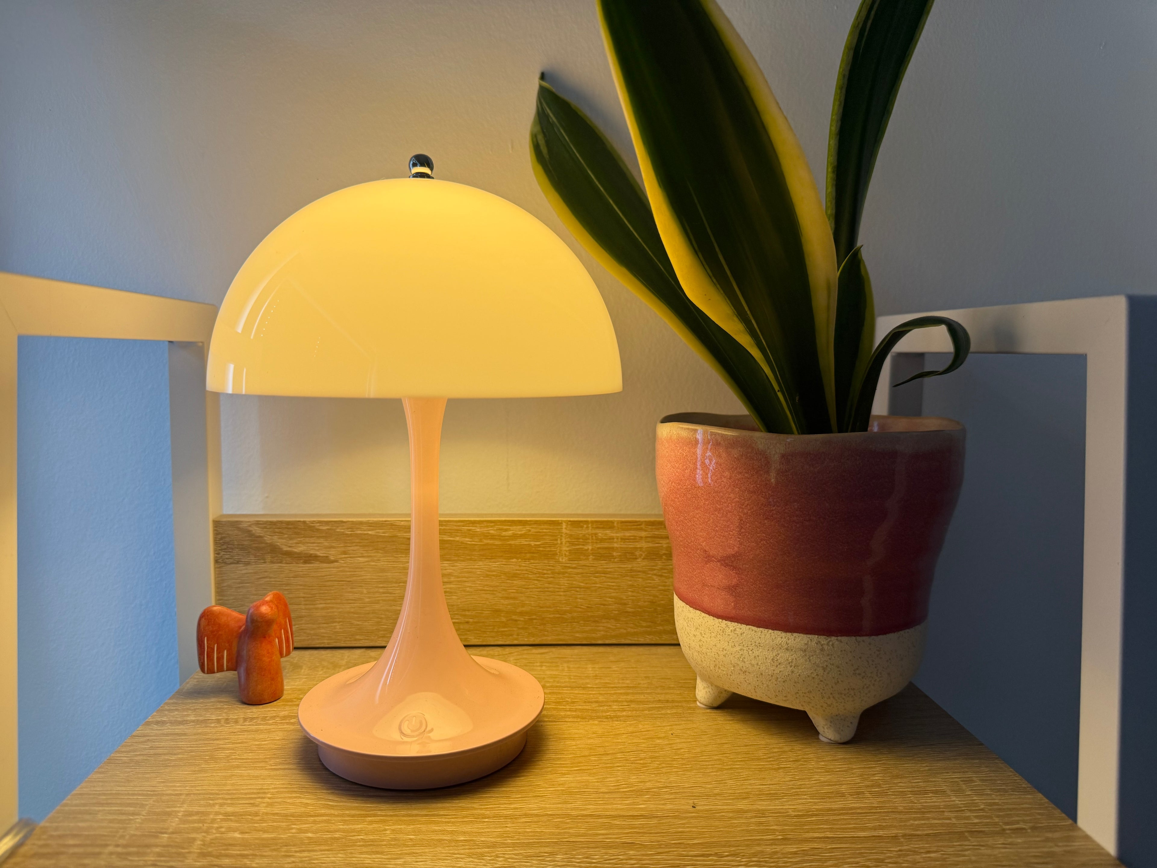 Pink Sunmush Akku-Pilzlampe – kabellos, dimmbar, stylisch