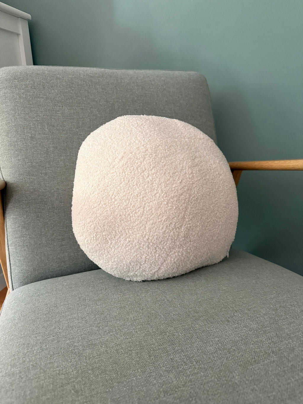 Limitiertes Urban Calm Zierkissen – modern & gemütlich im Sommer