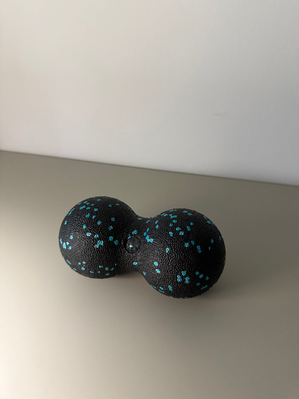 Peanutroll - Die doppelte Faszienrolle für punktgenaue Massage