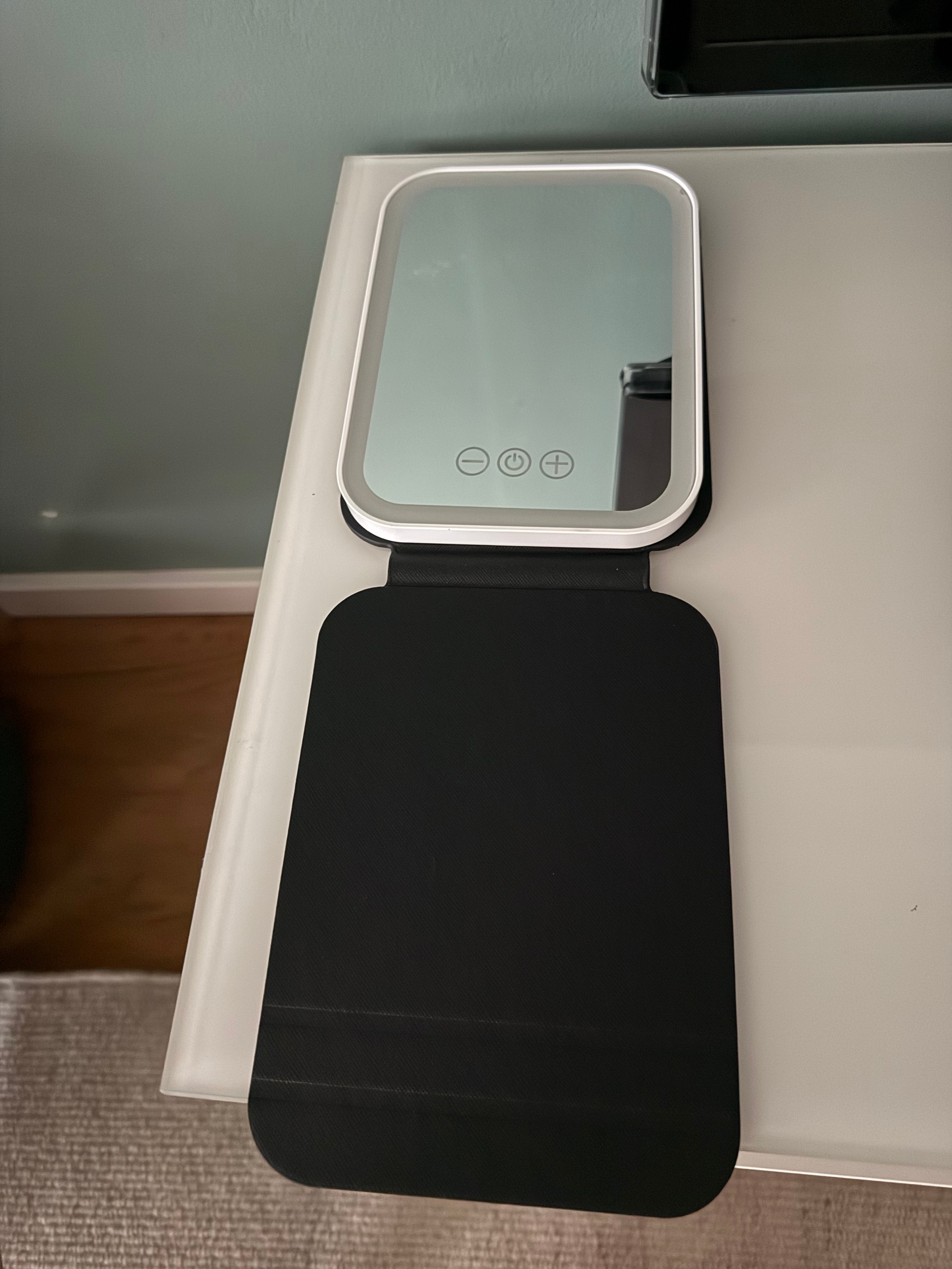 „MirrorPad Black“ - Kosmetikspiegel