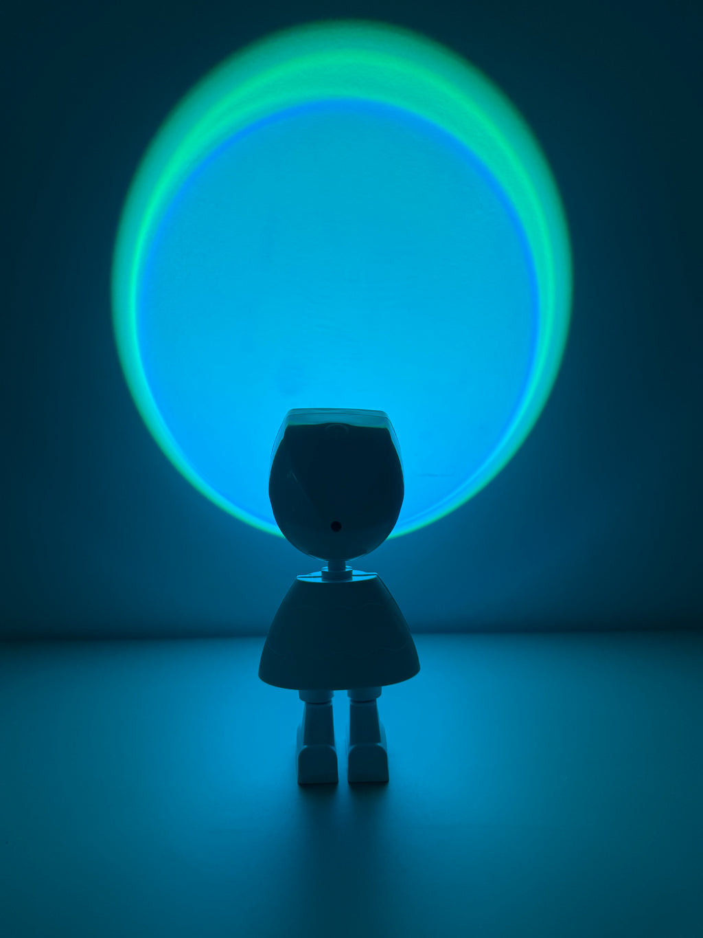 Coole Actionfigur mit Sunset-LED - Nachtlicht & Spielzeug