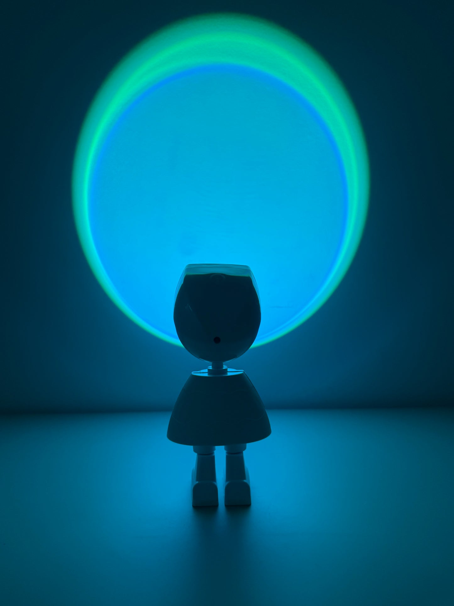 Coole Actionfigur mit Sunset-LED - Nachtlicht & Spielzeug