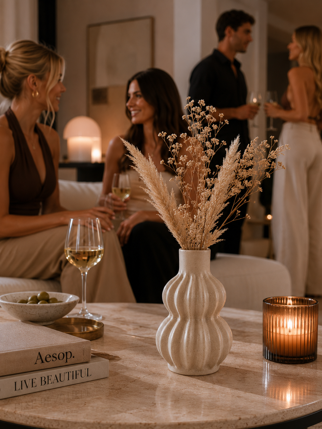 ASCEND 21 Vaselinea™ Deko Vase – Skulpturale Design Vase in Braun & Beige | Moderne Keramik-Optik für Wohnzimmer, Sideboard & Esstisch | Minimalistische Blumenvase für Trockenblumen & Interior Deko
