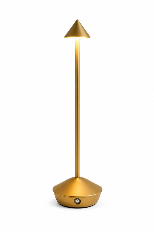 ASCEND 21 Golden Arrow – Elegante LED-Tischlampe in Gold