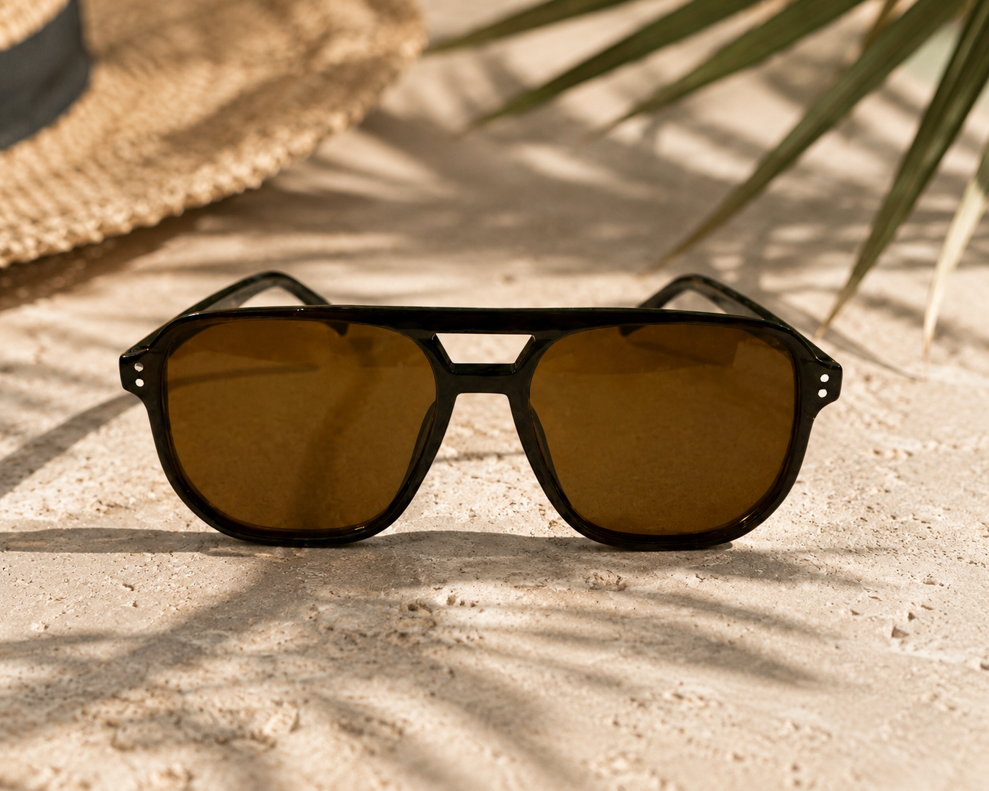 ASCEND 21 Amber Classic Sonnenbrille – Klassische Damen & Herren Sonnenbrille mit warm getönten Gläsern, zeitloser Rahmen, stilvoll für Alltag & Urlaub