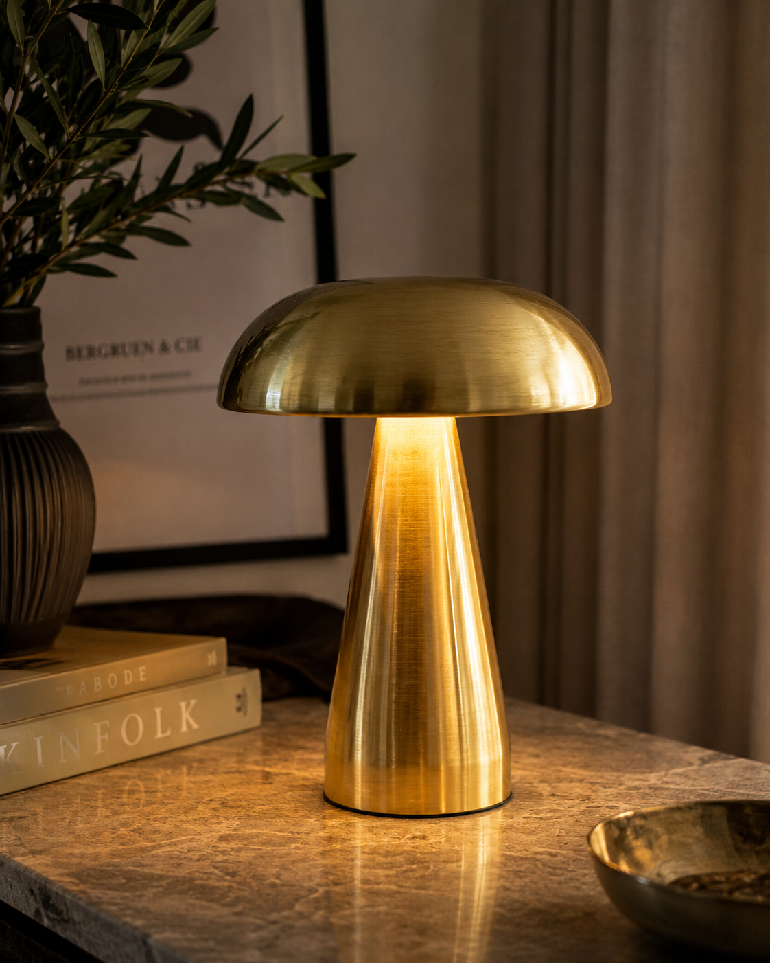ASCEND 21 Golden Glow Designlampe – Moderne LED Tischlampe im dänischen Design | Dimmbares Stimmungslicht mit verschiedenen Lichtmodi