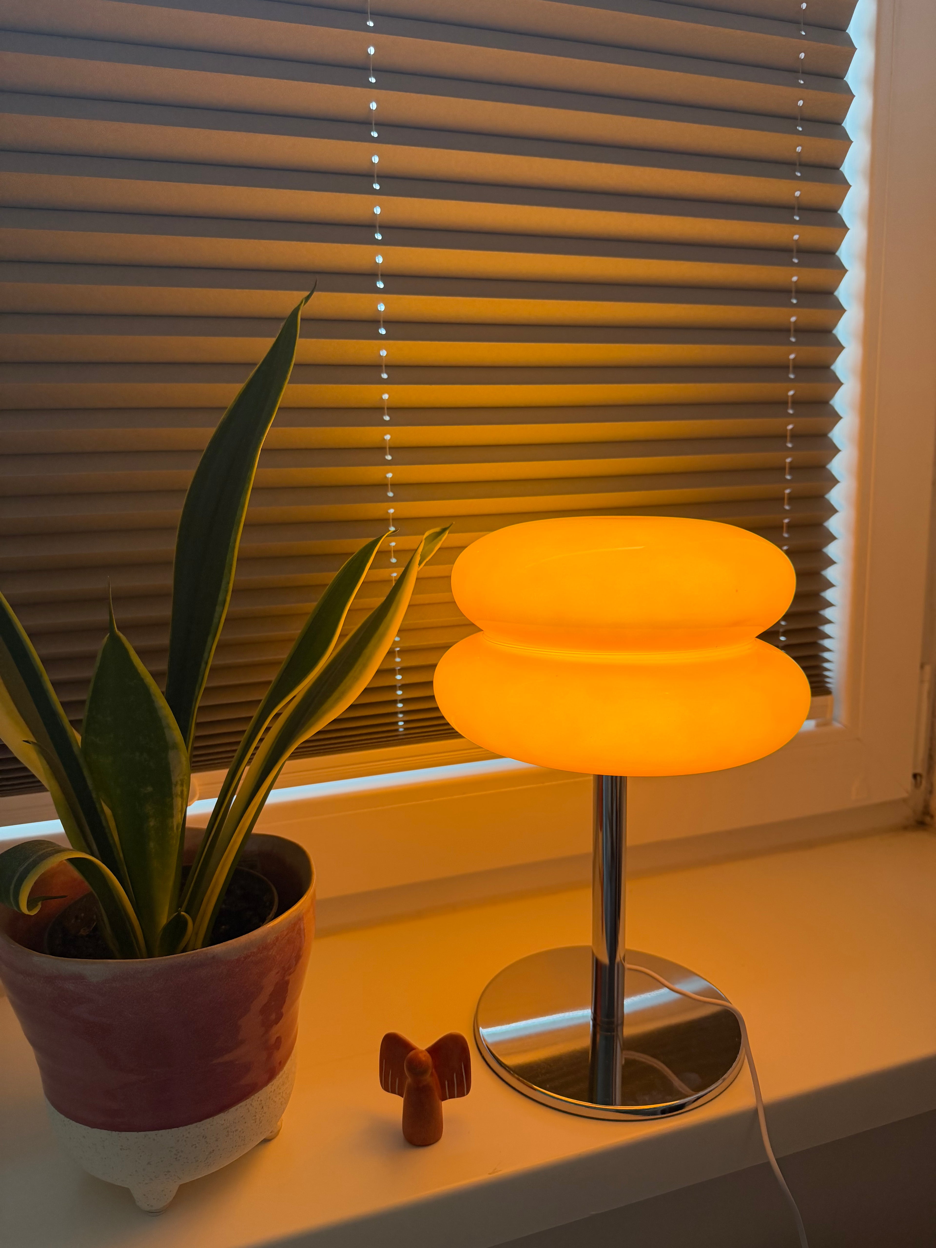 Aurora Flame - Tischlampe - Chromfuß & Kabel – Retro Look