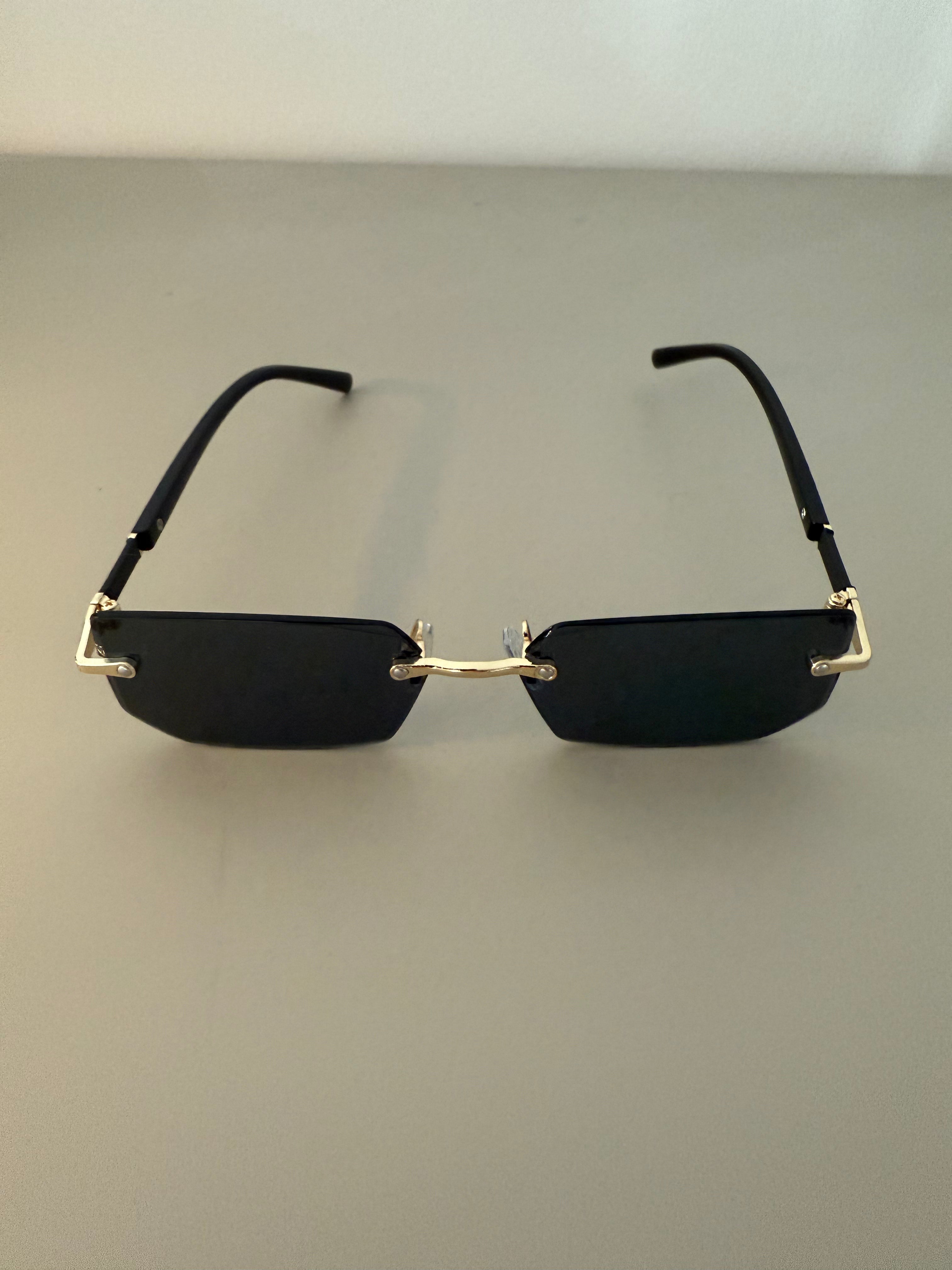 Deko-Sonnenbrille Urban Black – Schwarze Gläser, cooler Look