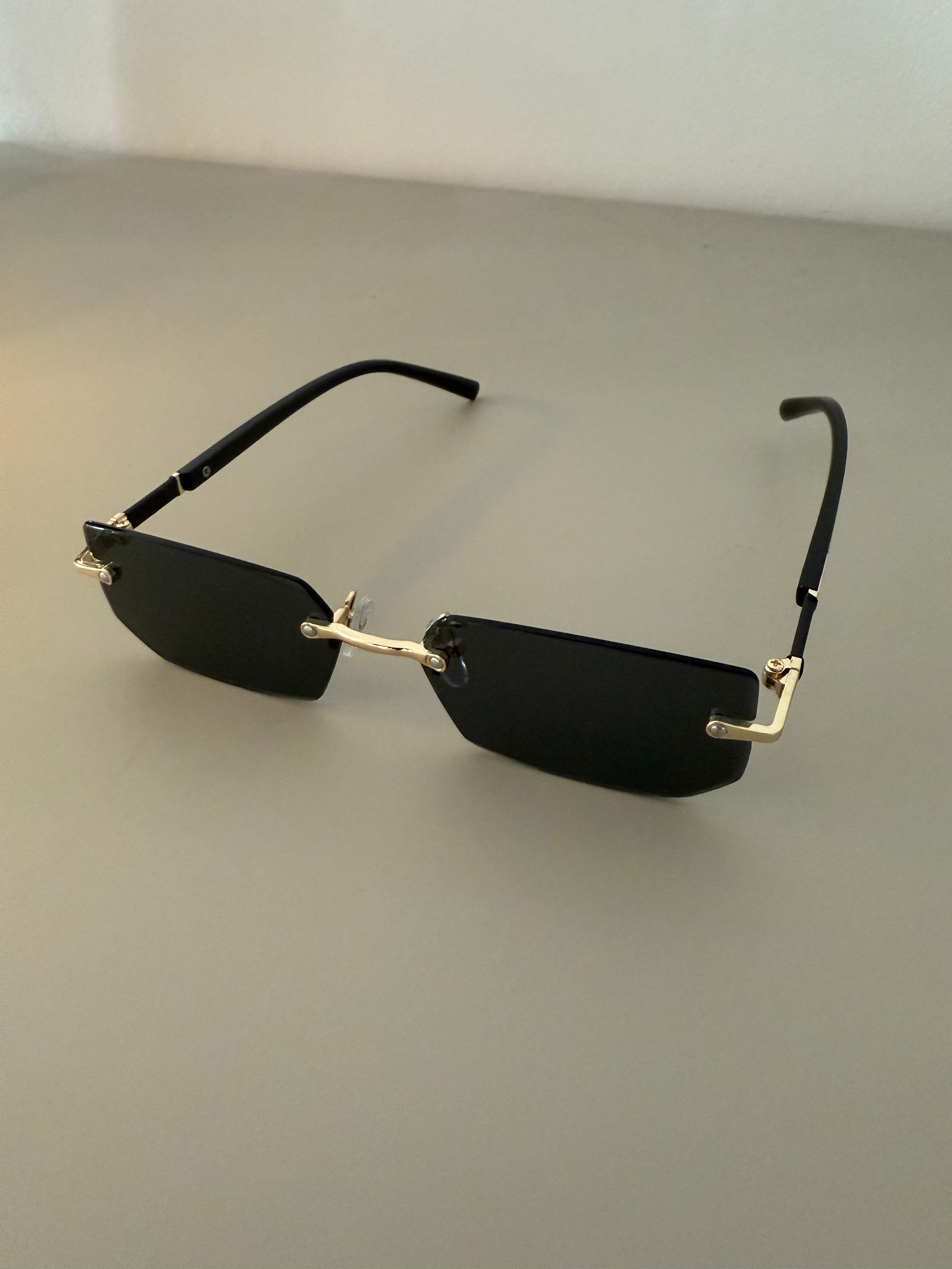 Deko-Sonnenbrille Urban Black – Schwarze Gläser, cooler Look