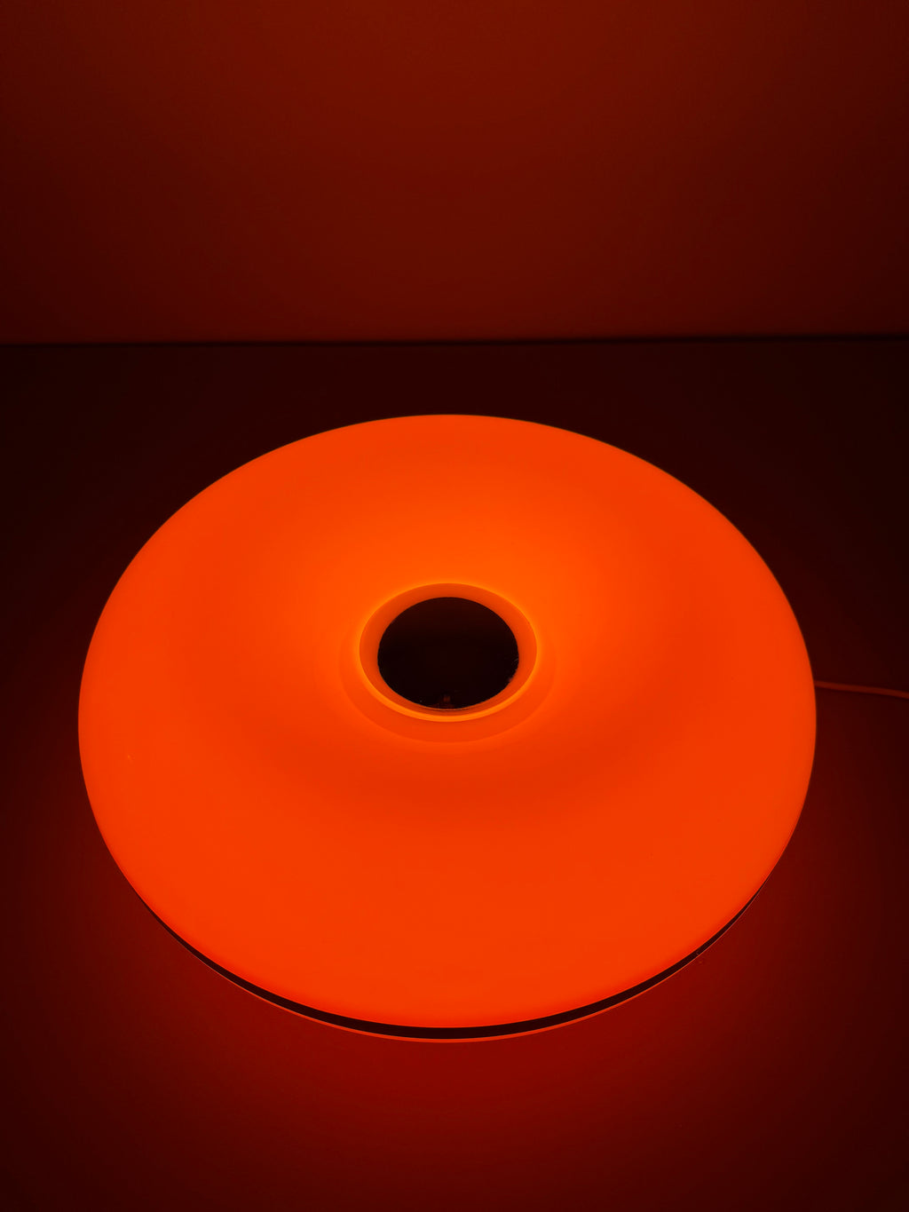 Orbit Glow Ember - orangene Design-Lampe mit Kabel & Touch