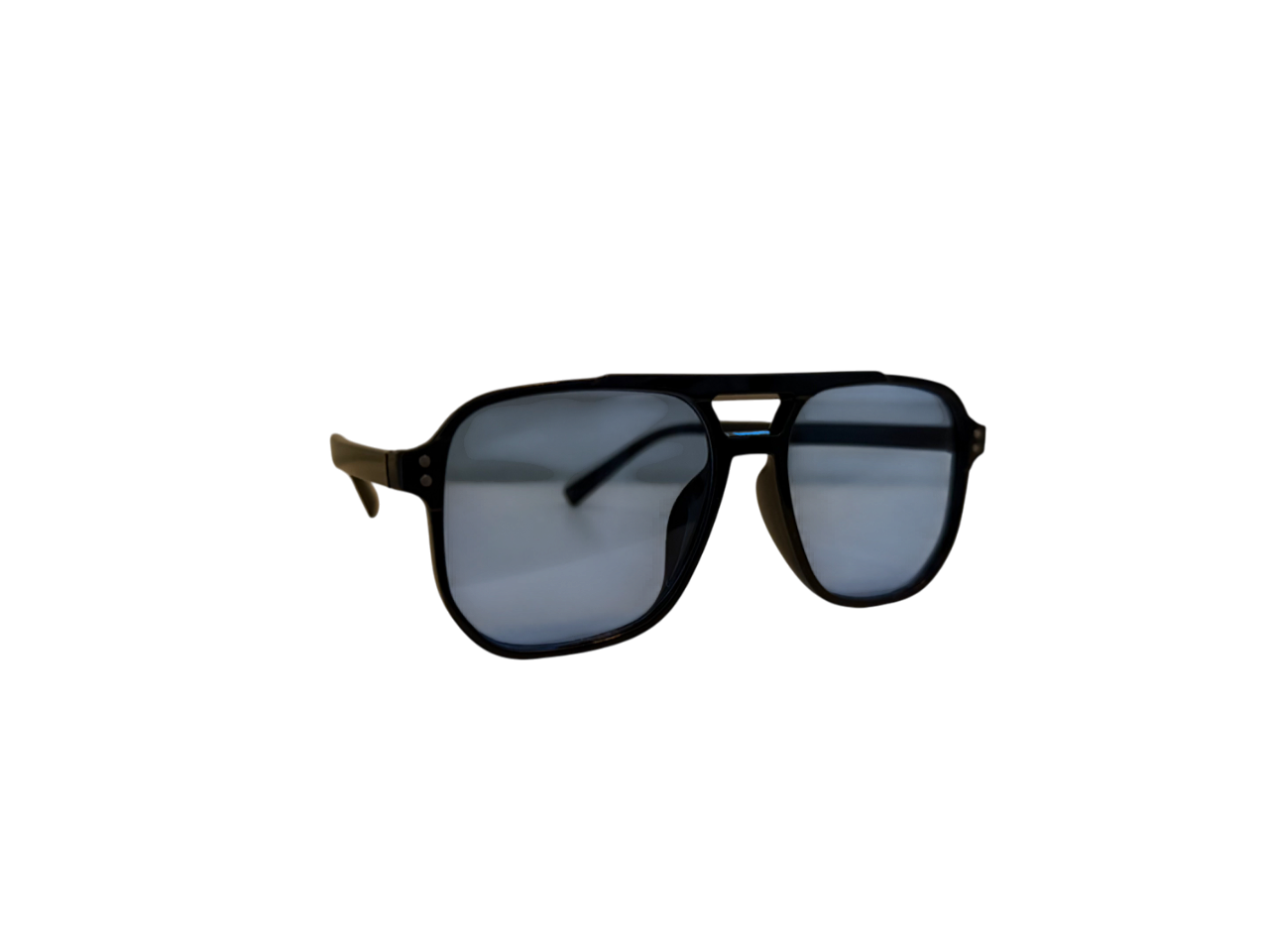 Blaue Fashion-Sonnenbrille – Moderner Look mit transparentem Rahmen