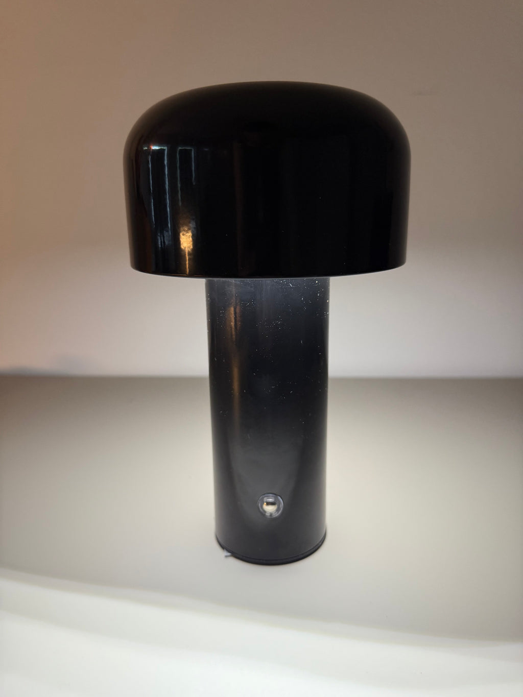 Arne Black – Dänische Akku-Designlampe in Schwarz | Stilvoll & kabellos