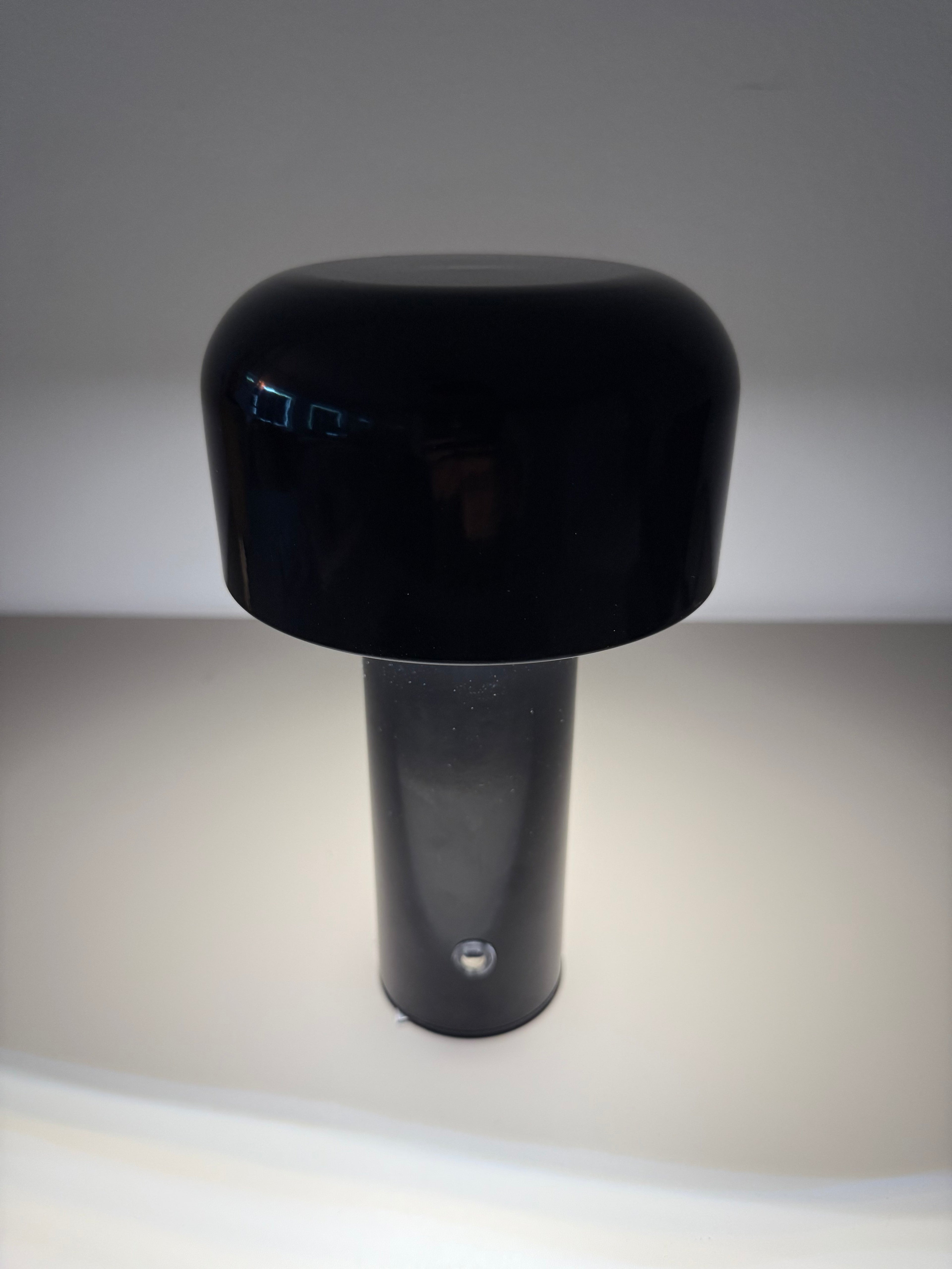 Arne Black – Dänische Akku-Designlampe in Schwarz | Stilvoll & kabellos