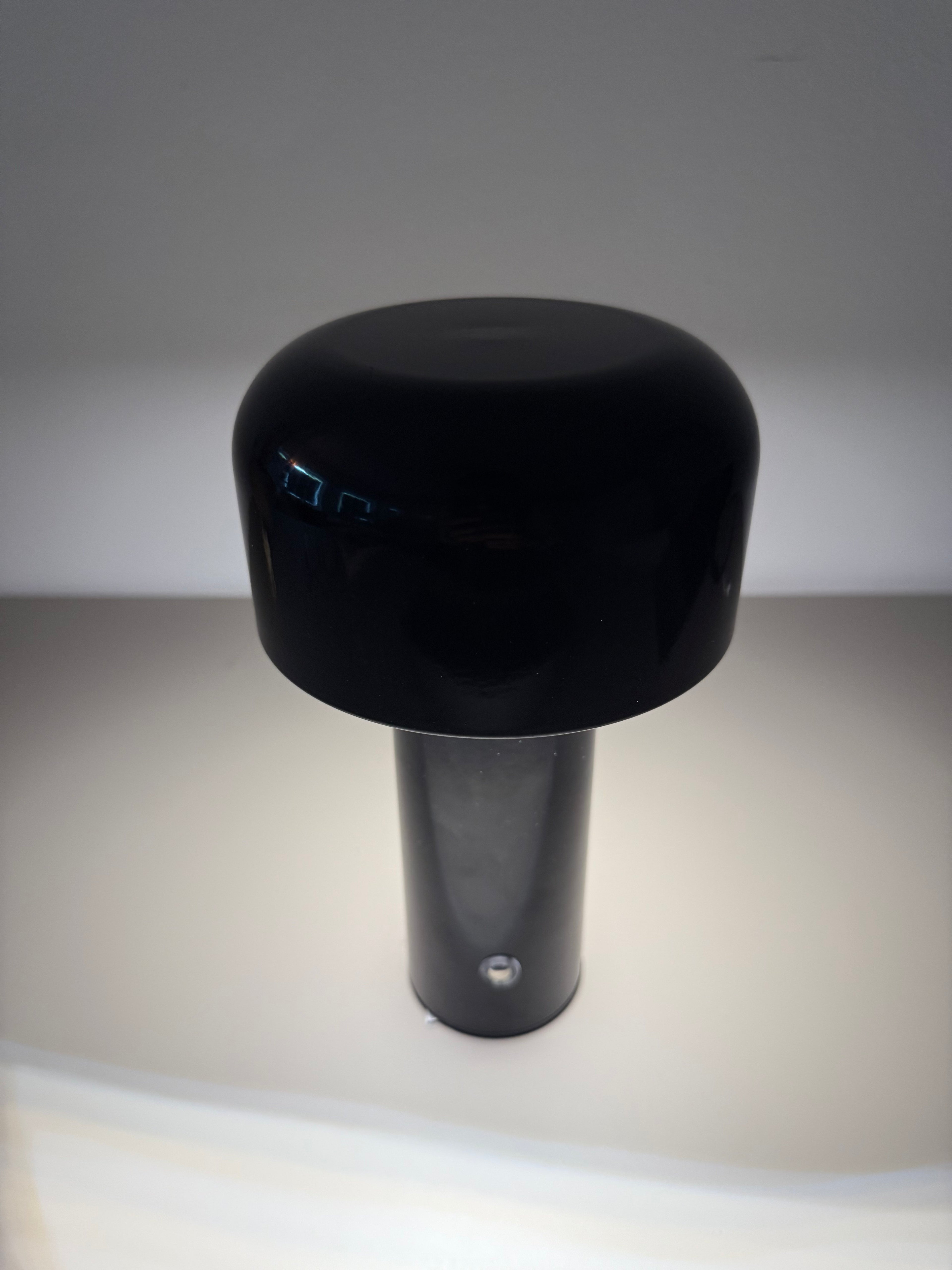 Arne Black – Dänische Akku-Designlampe in Schwarz | Stilvoll & kabellos