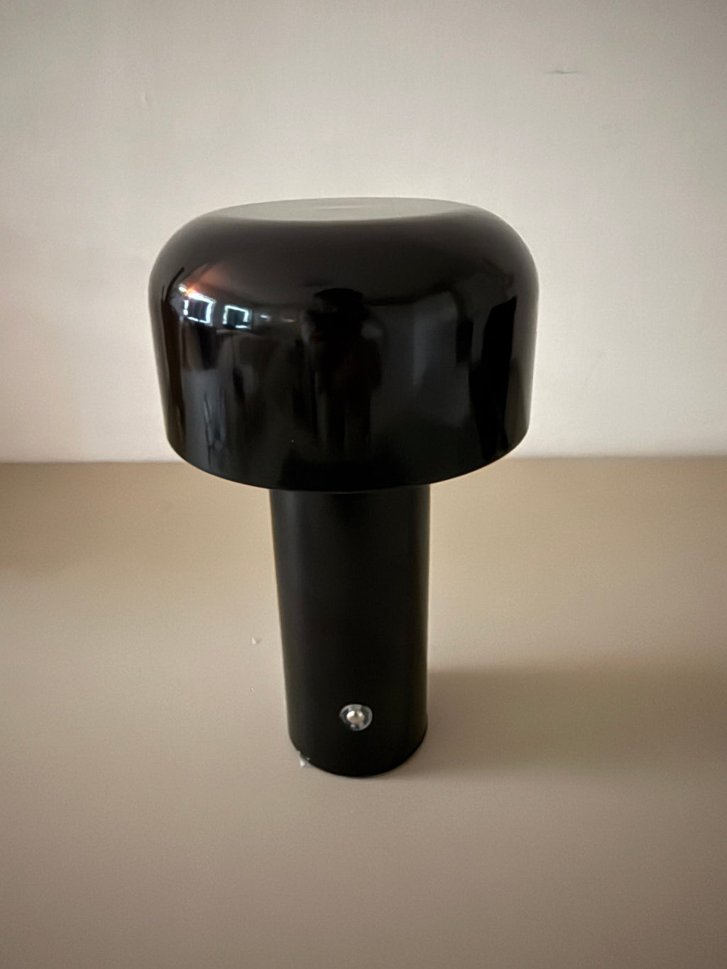 Arne Black – Dänische Akku-Designlampe in Schwarz | Stilvoll & kabellos