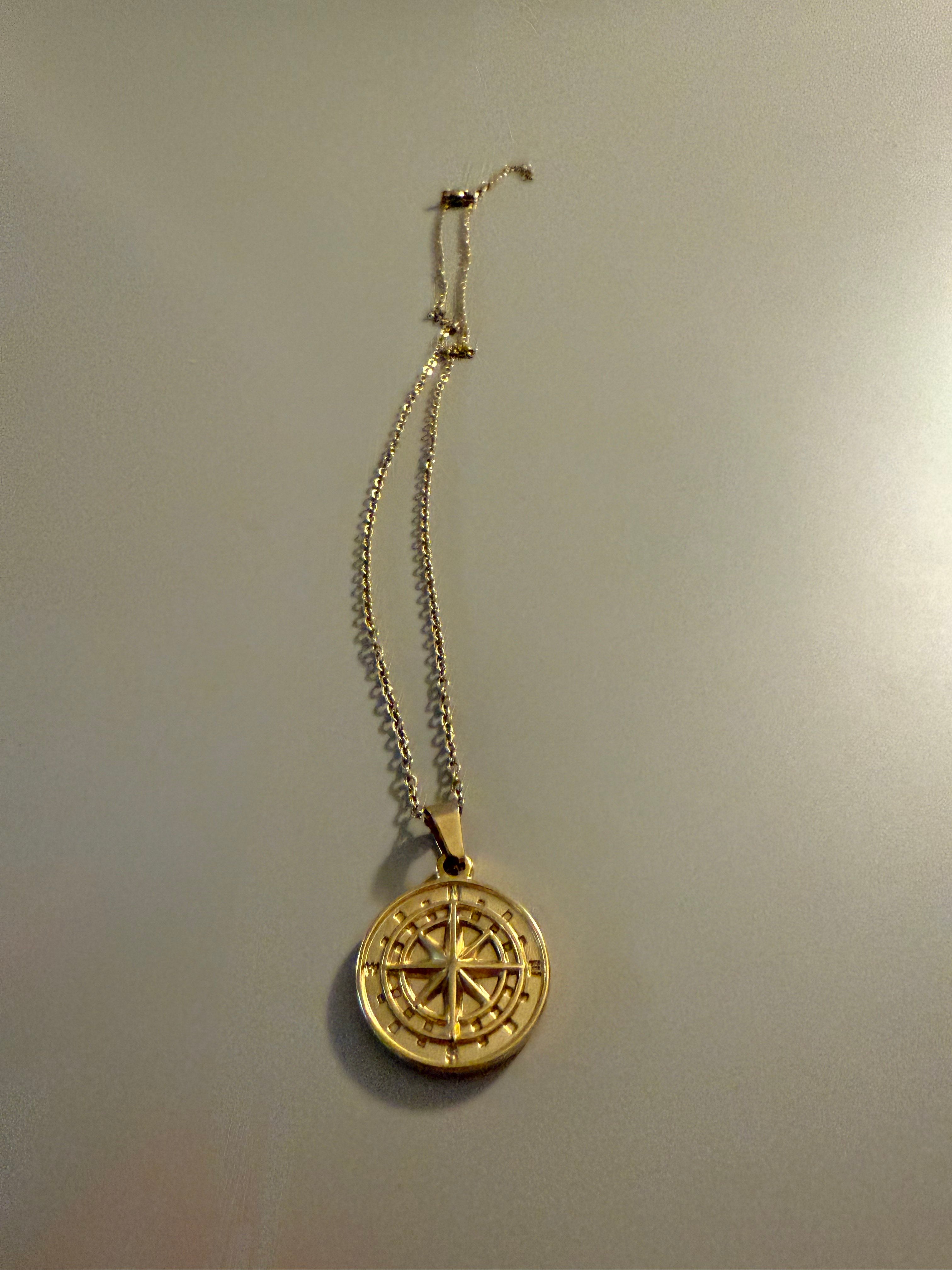 Compass Gold – Edle Kompass-Kette mit Bedeutung