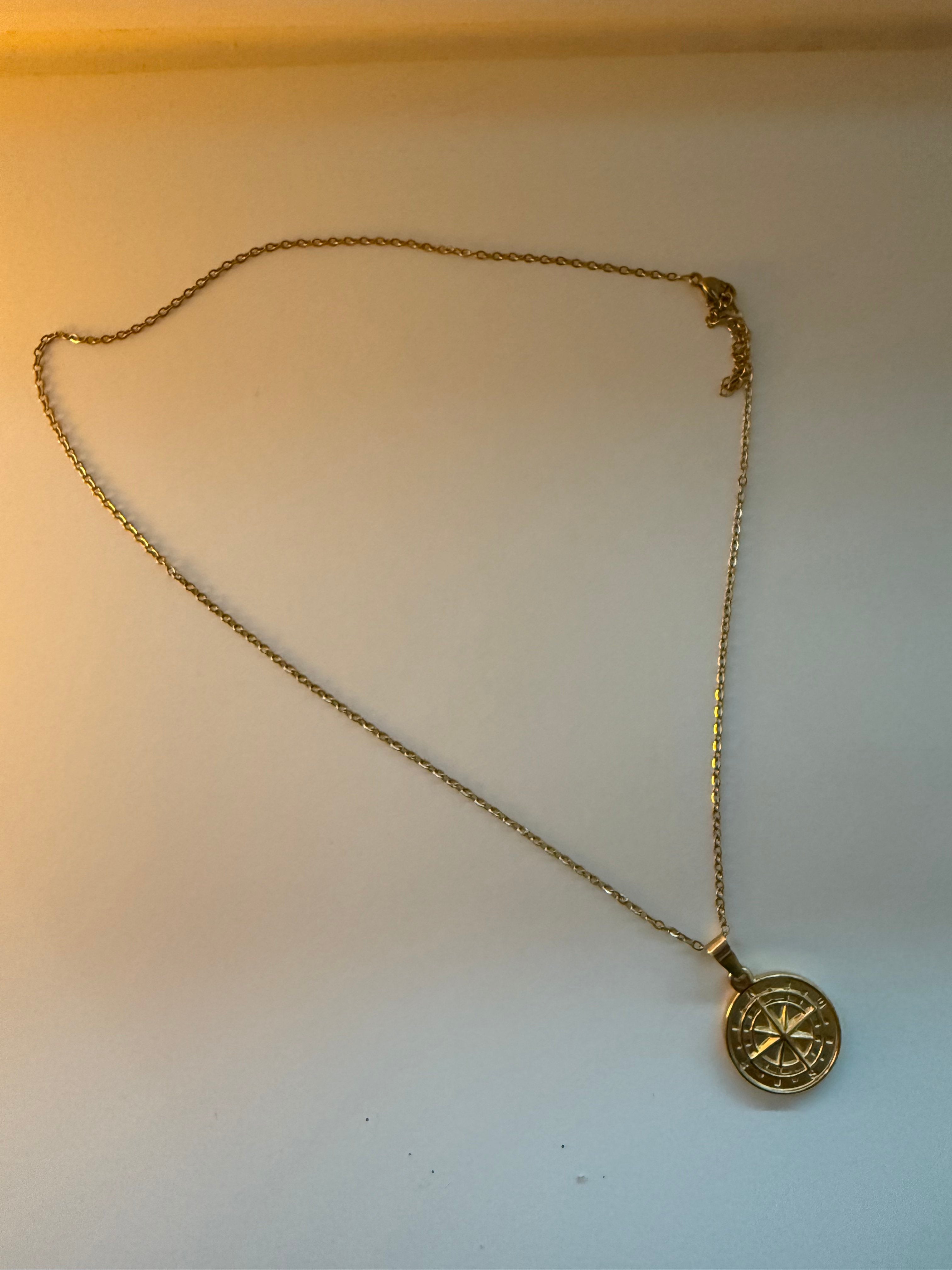 Compass Gold – Edle Kompass-Kette mit Bedeutung