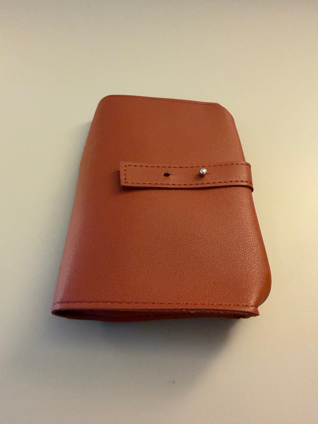 Cable Mate - Braunes Kunstleder-Etui für Ladekabel