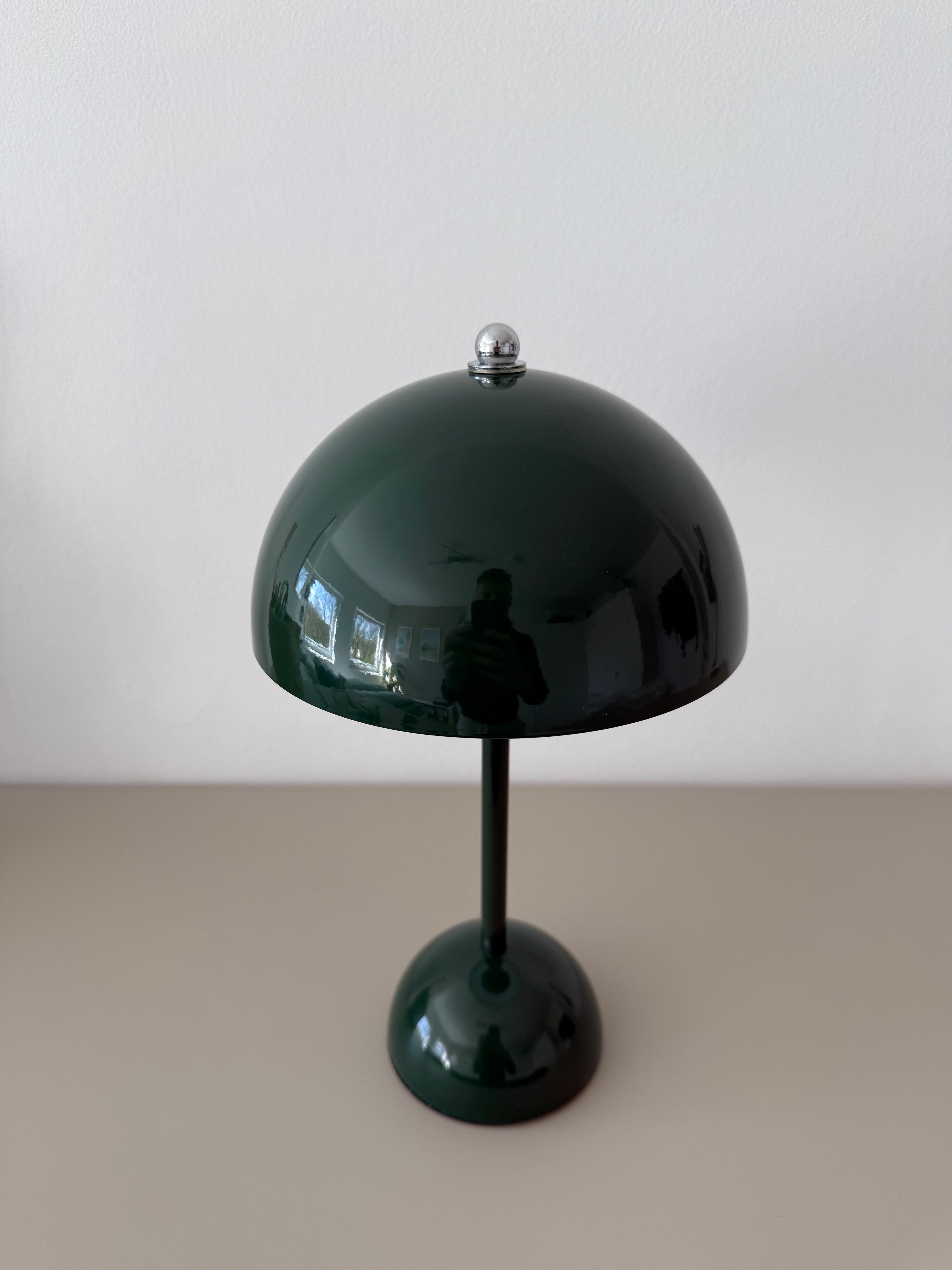 Pilzlampe Forest Glow – Große grüne Retro LED-Tischleuchte