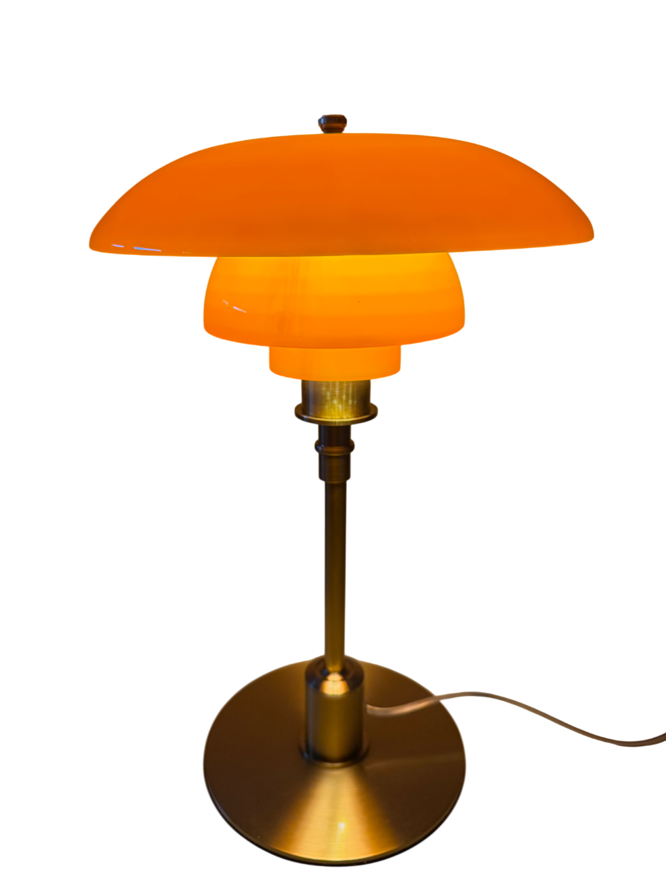 Aurora Brass Design-Tischlampe - Warmes Licht in Bernstein & Gold